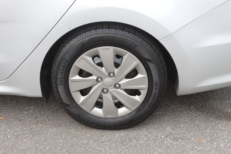 Used 2020 Kia Rio S image 6