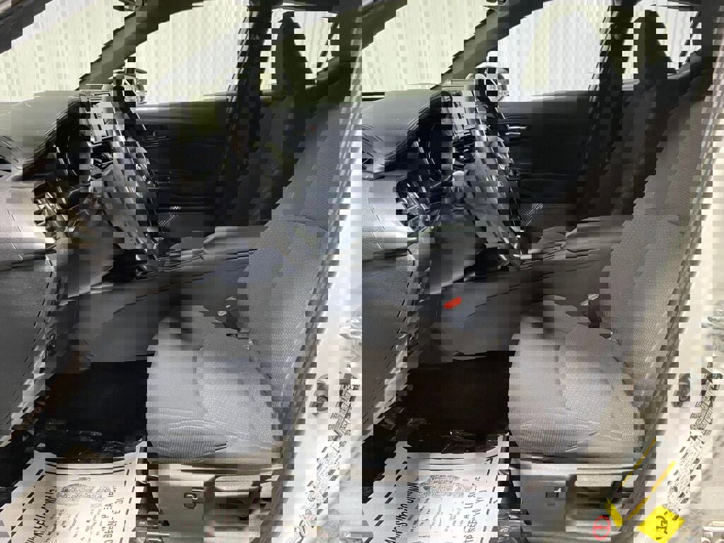 Used 2018 Toyota C-HR XLE image 9