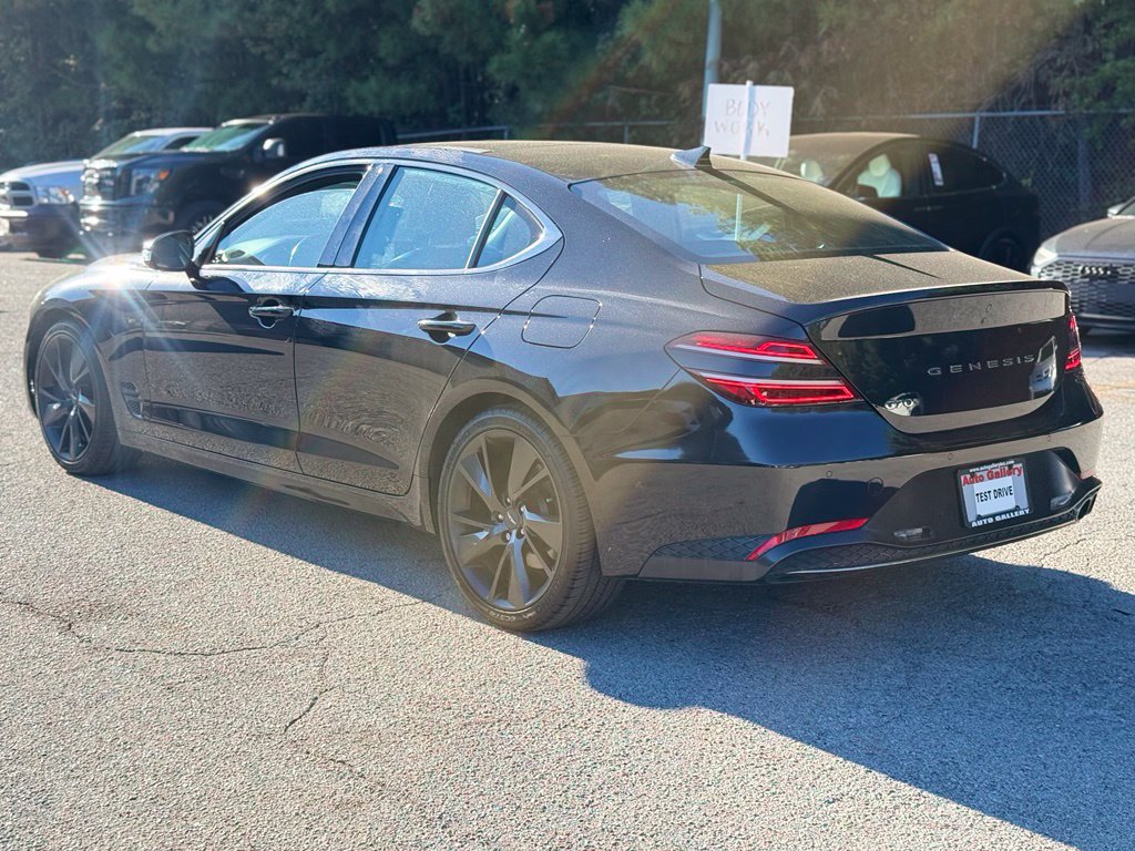 Used 2023 Genesis G70 2.0T w/ Sport Prestige Package RWD image 5