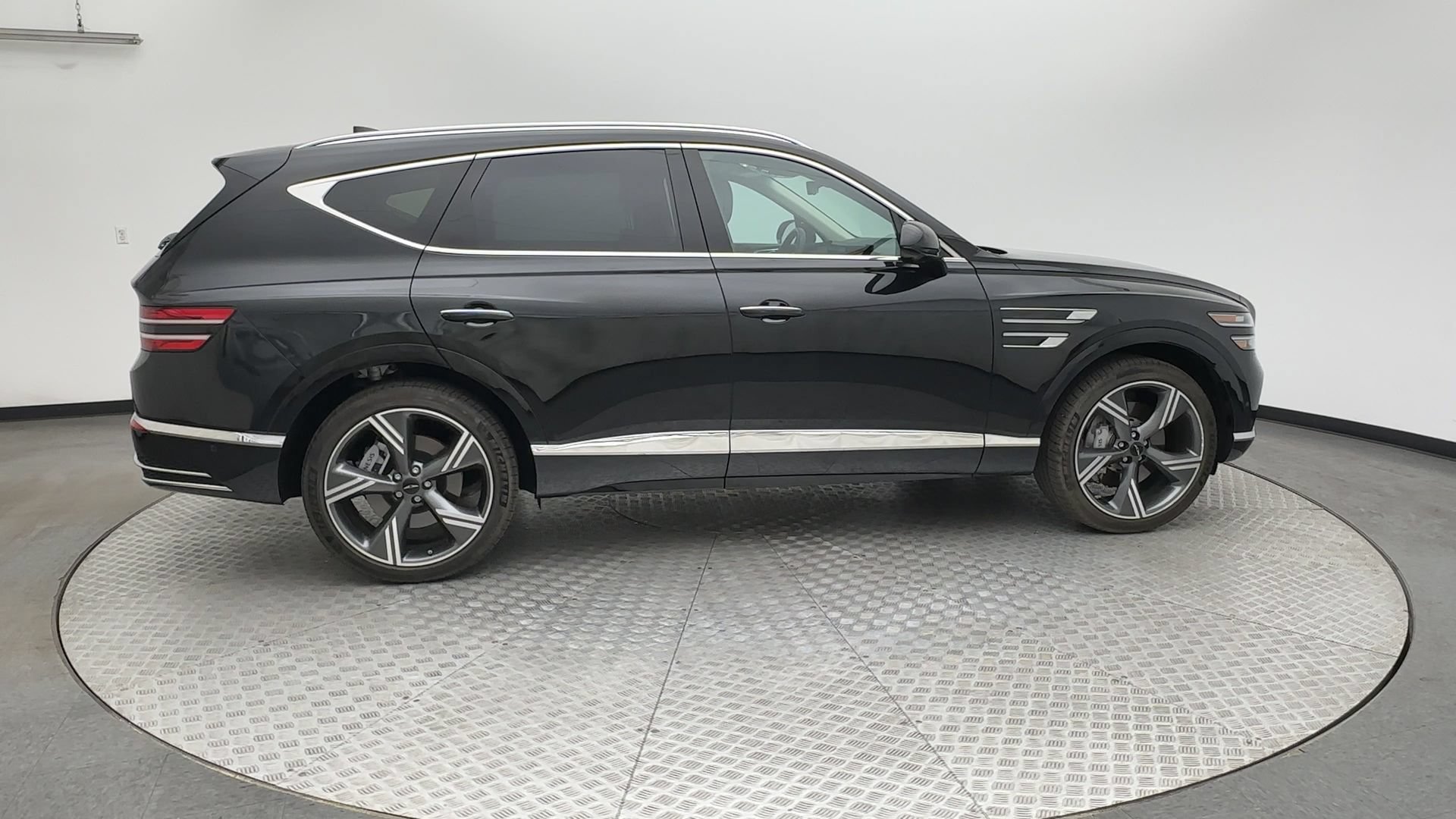 Certified 2026 Genesis GV80 2.5T Prestige AWD/4WD image 9
