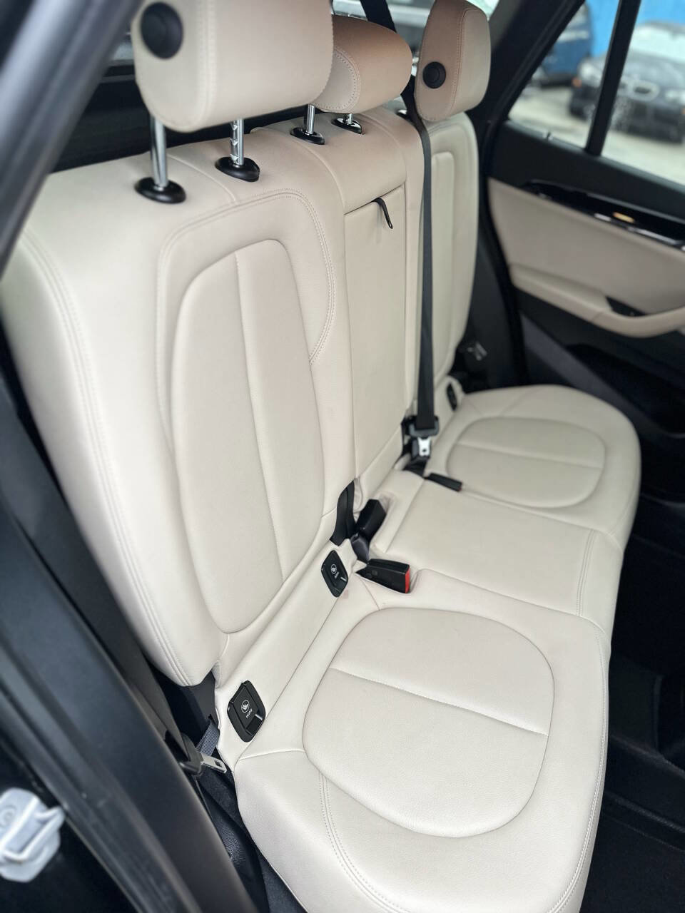 Used 2019 BMW X1 sDrive28i FWD image 16