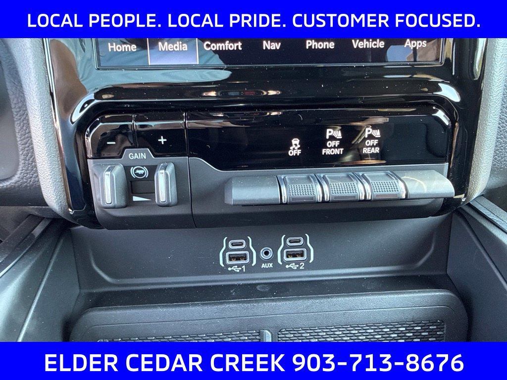 New 2026 RAM 1500 Laramie w/ Night Edition AWD/4WD image 32