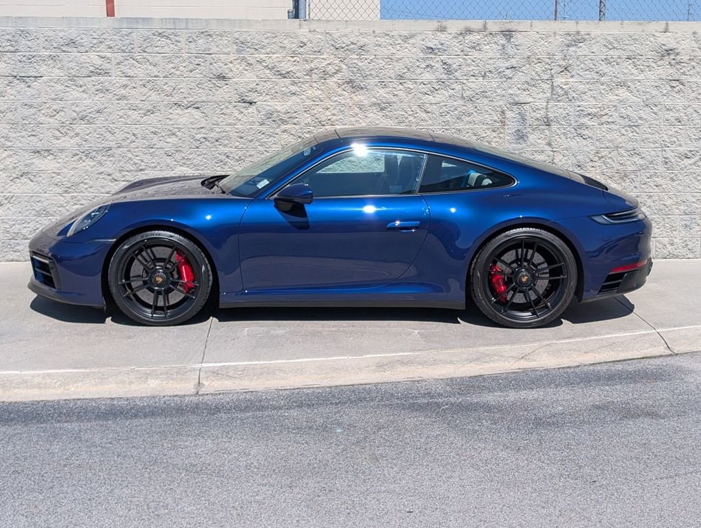 Certified 2024 Porsche 911 Carrera GTS RWD image 2