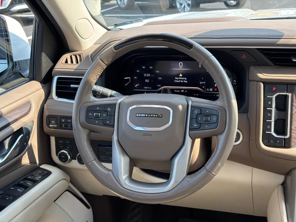 Used 2024 GMC Yukon XL Denali w/ Denali Reserve Package AWD/4WD image 13