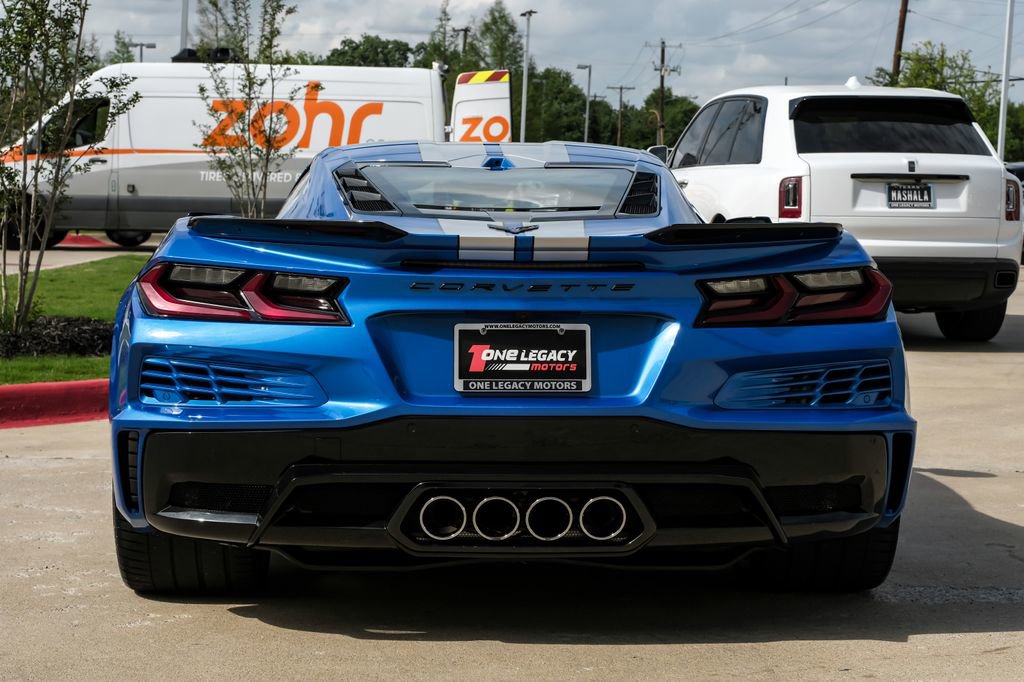 Used 2024 Chevrolet Corvette Z06 image 7