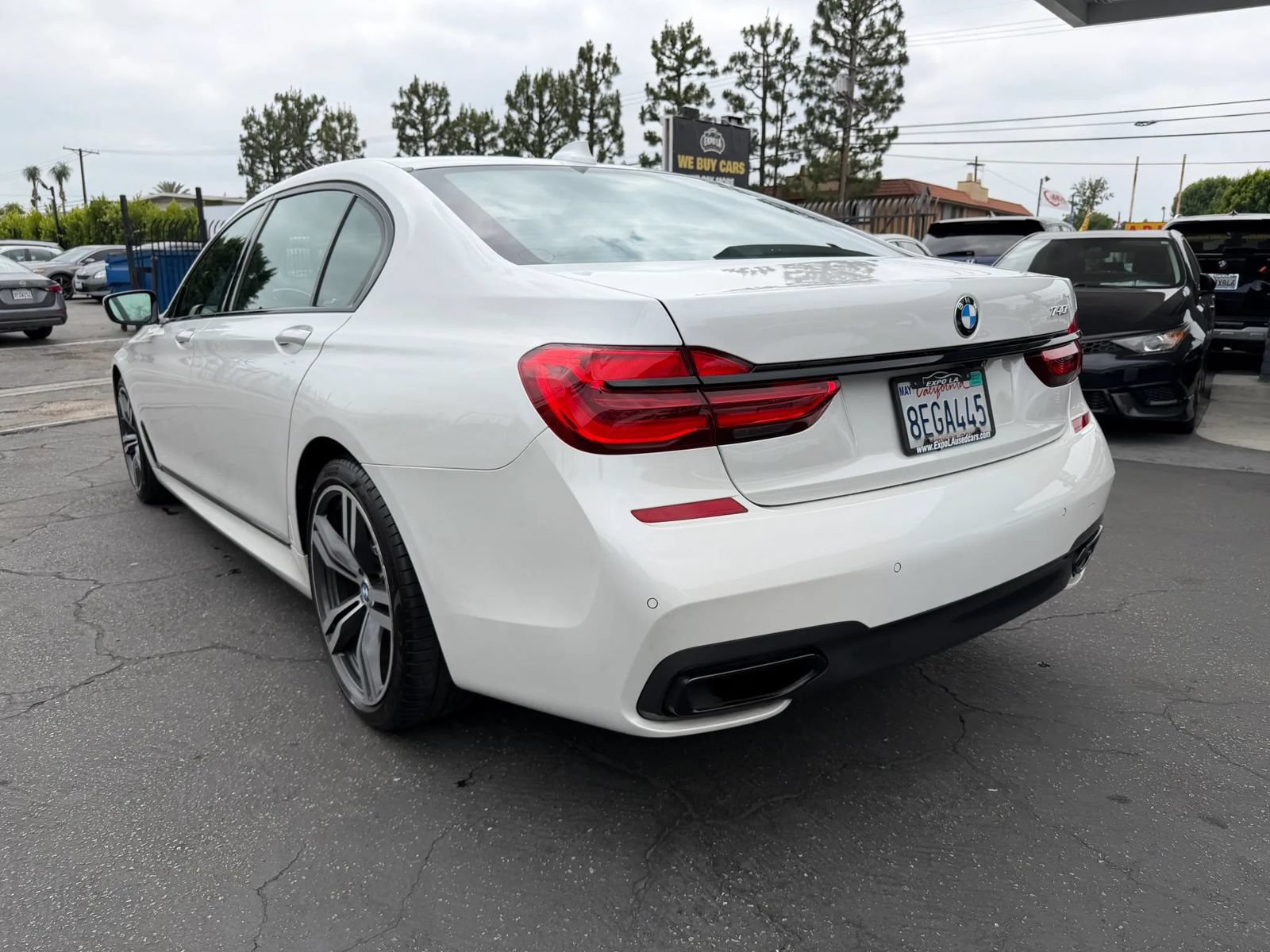 Used 2018 BMW 740i RWD image 20