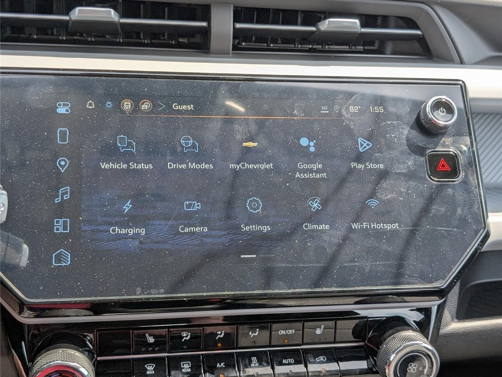 New 2027 Chevrolet Bolt LT w/ Comfort Package FWD image 21