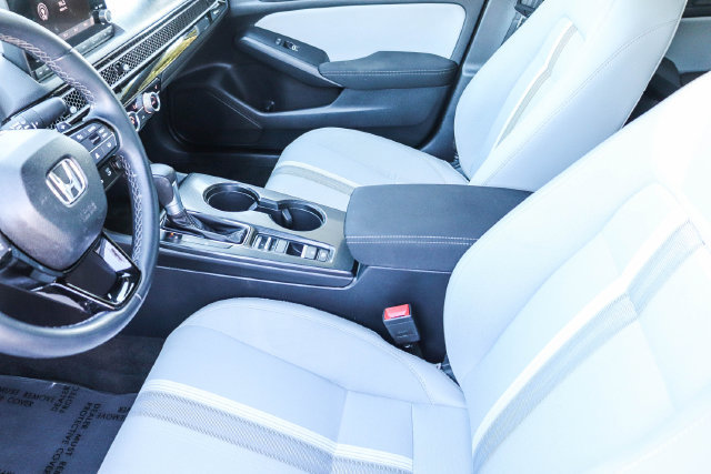 Used 2025 Honda Civic Sport image 18