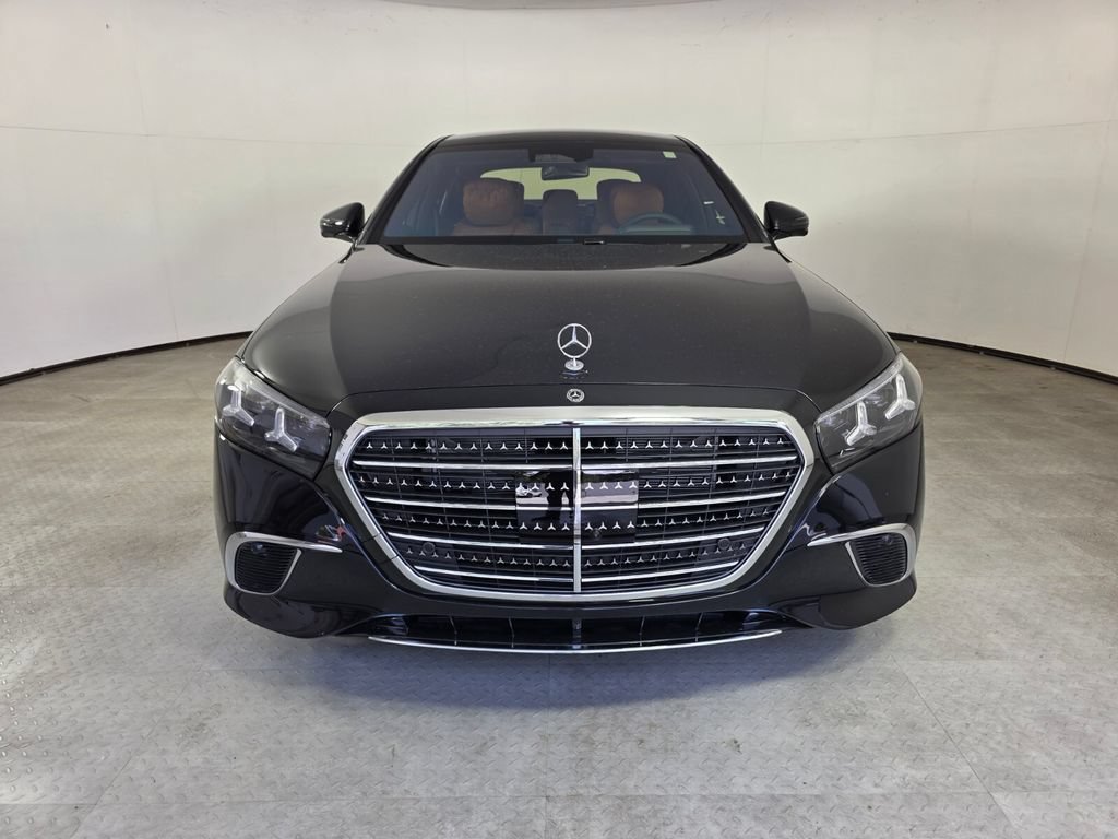 New 2027 Mercedes-Benz S 580 4MATIC Sedan image 2