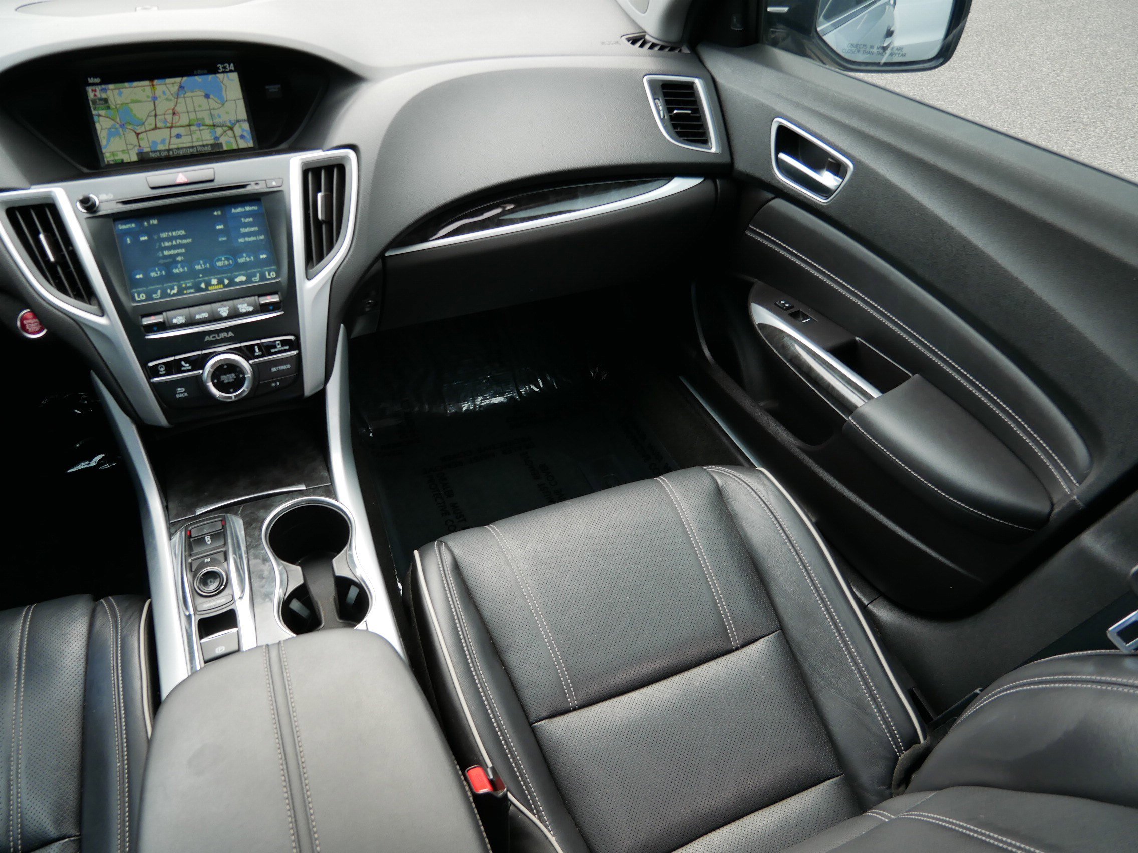 Used 2018 Acura TLX V6 w/ Technology Package FWD image 11