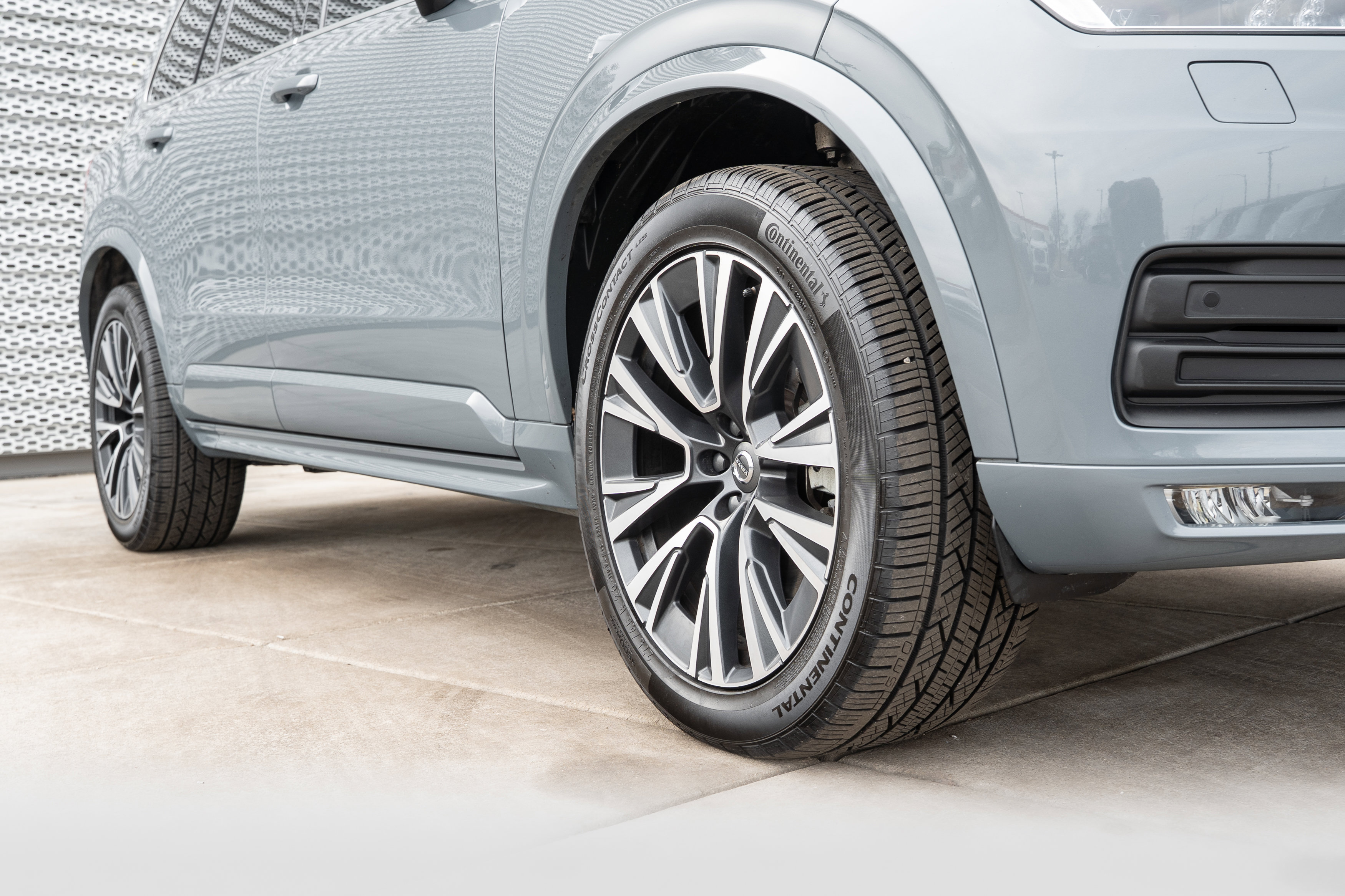 Used 2022 Volvo XC90 T5 Momentum w/ Climate Package image 33