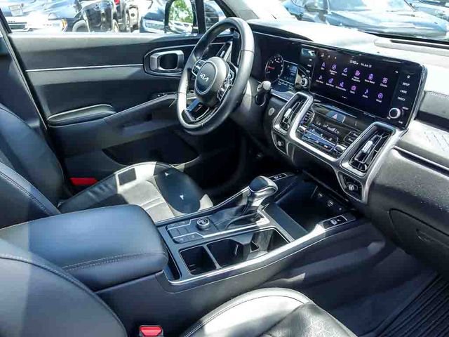 Used 2023 Kia Sorento S w/ Panoramic Sunroof Package FWD image 32