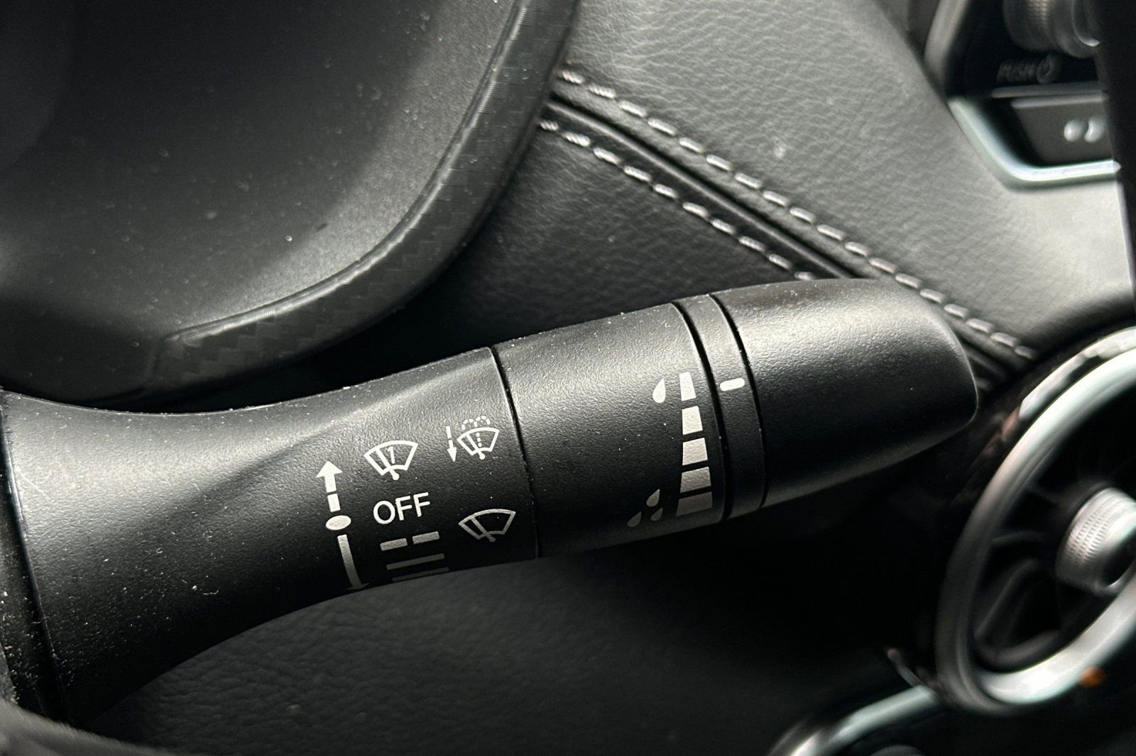 Used 2024 Nissan Sentra SV image 32