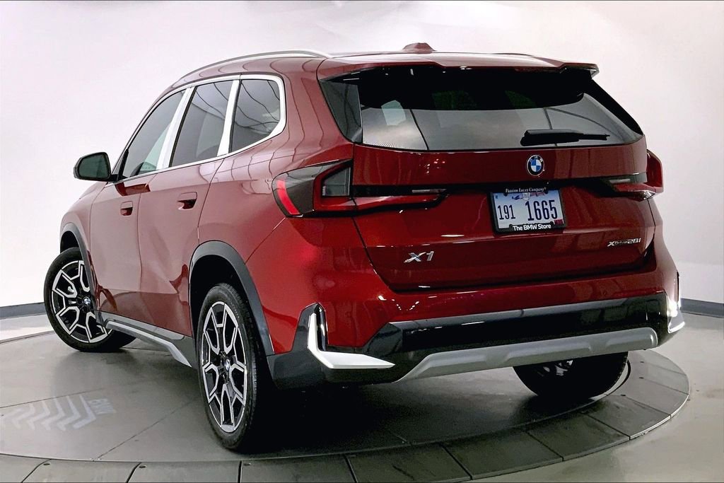 New 2026 BMW X1 xDrive28i w/ Technology Package image 2
