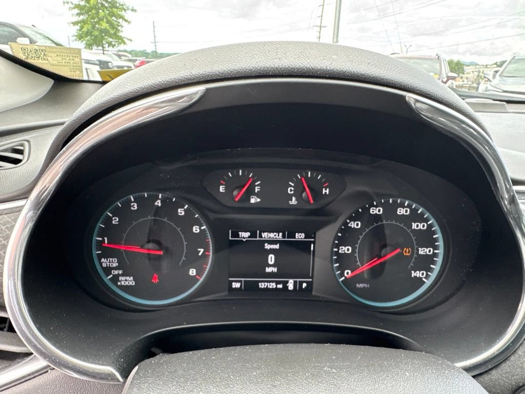 Used 2019 Chevrolet Malibu LT FWD image 14