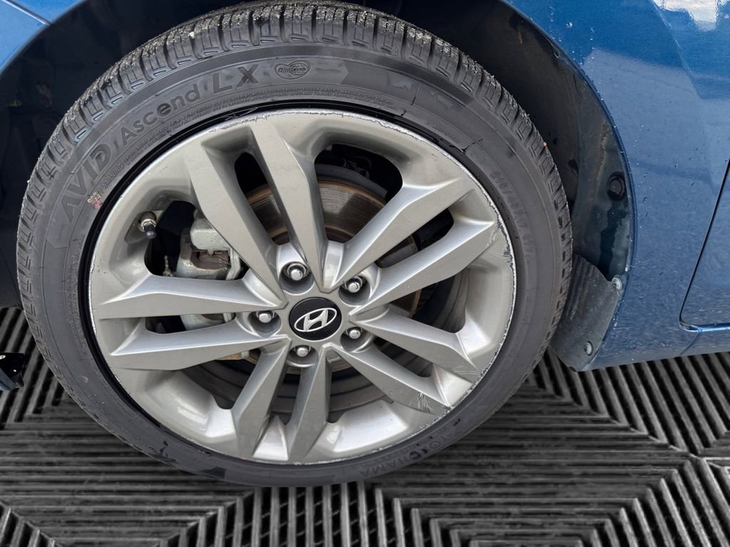 Used 2016 Hyundai Elantra GT w/ Option Group 02 image 36