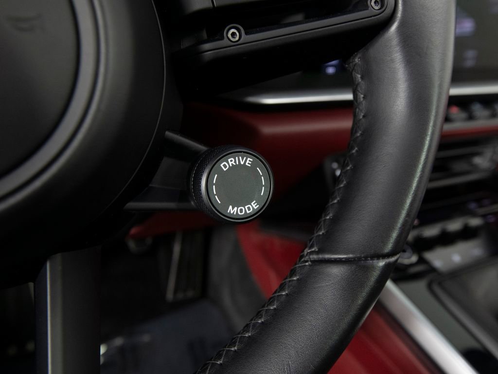 Certified 2021 Porsche 911 Targa 4S image 25