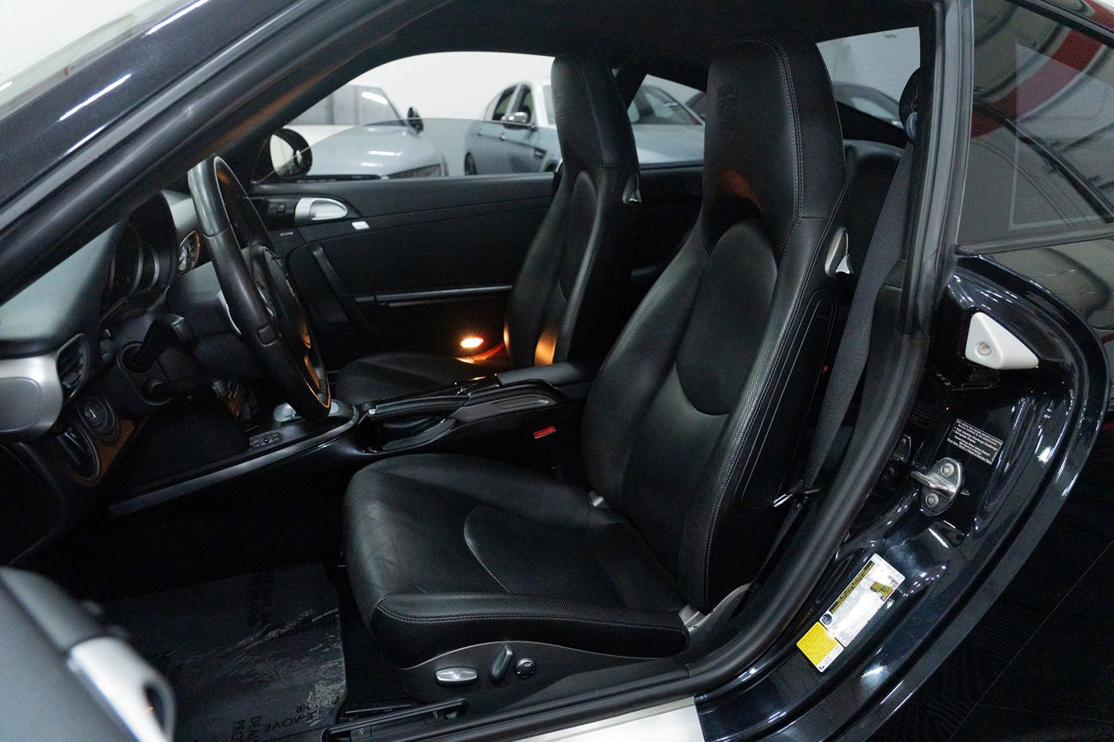 Used 2012 Porsche 911 Carrera RWD image 25