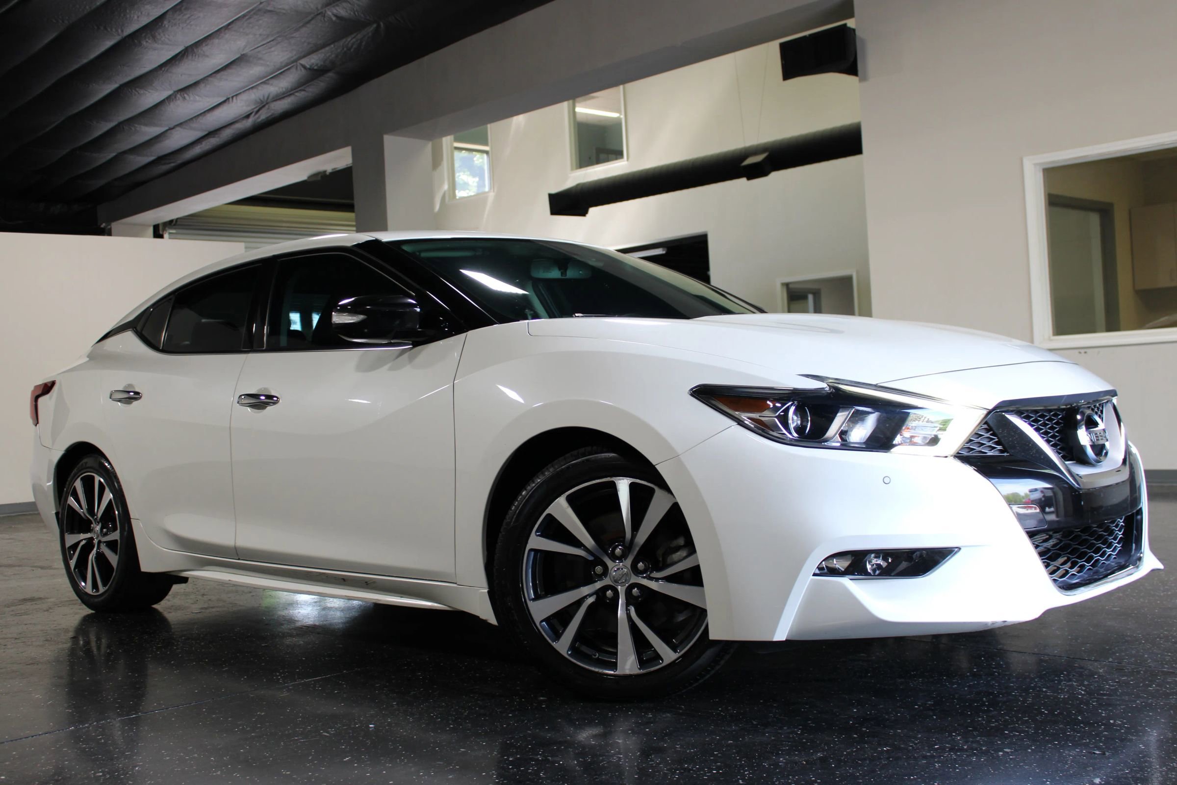 Used 2017 Nissan Maxima 3.5 SV FWD image 36