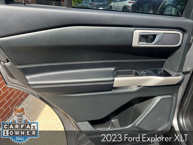 Used 2023 Ford Explorer XLT w/ Equipment Group 202A AWD/4WD image 18