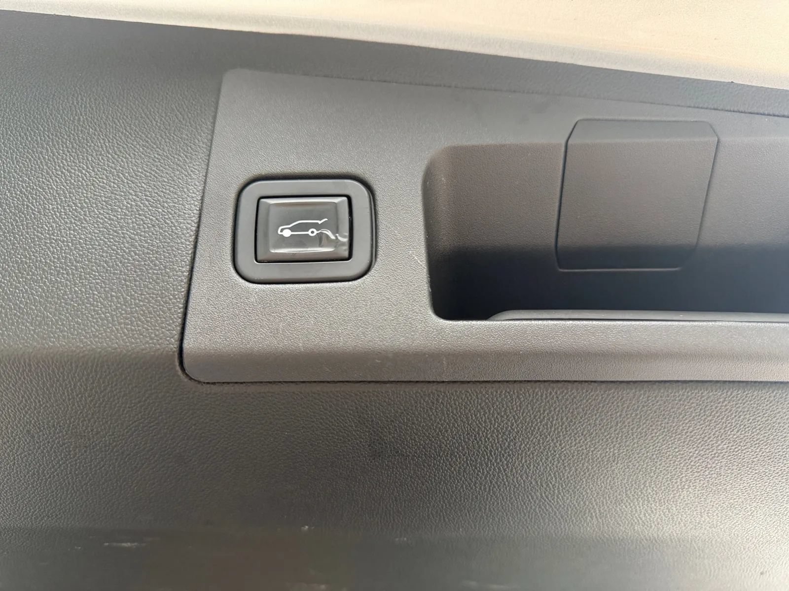 Used 2019 Cadillac XT5 Premium Luxury FWD image 27
