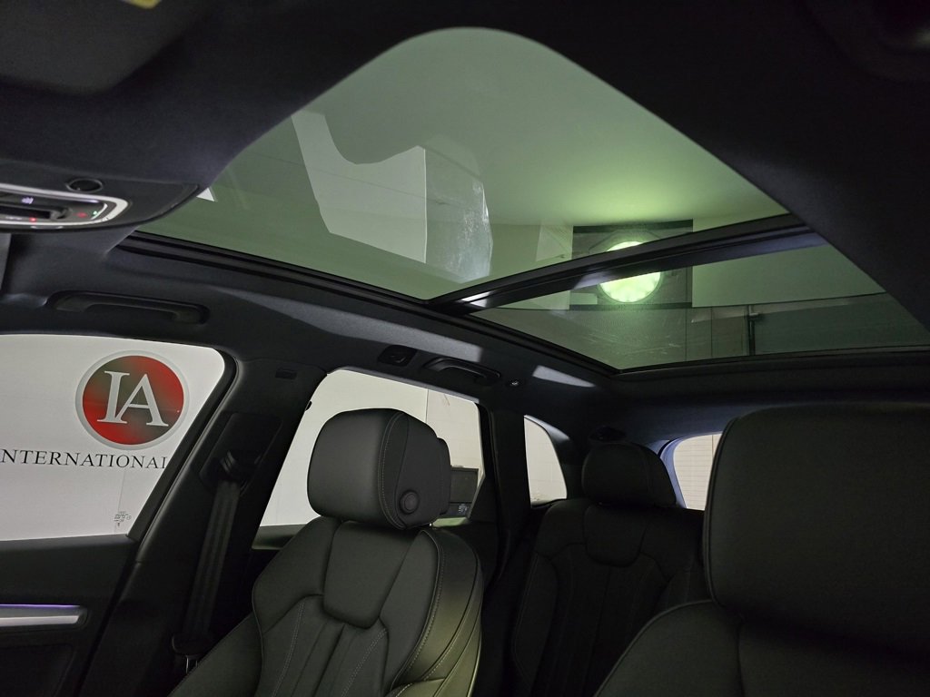 Certified 2025 Audi Q5 2.0T Premium Plus w/ Premium Plus Package image 14