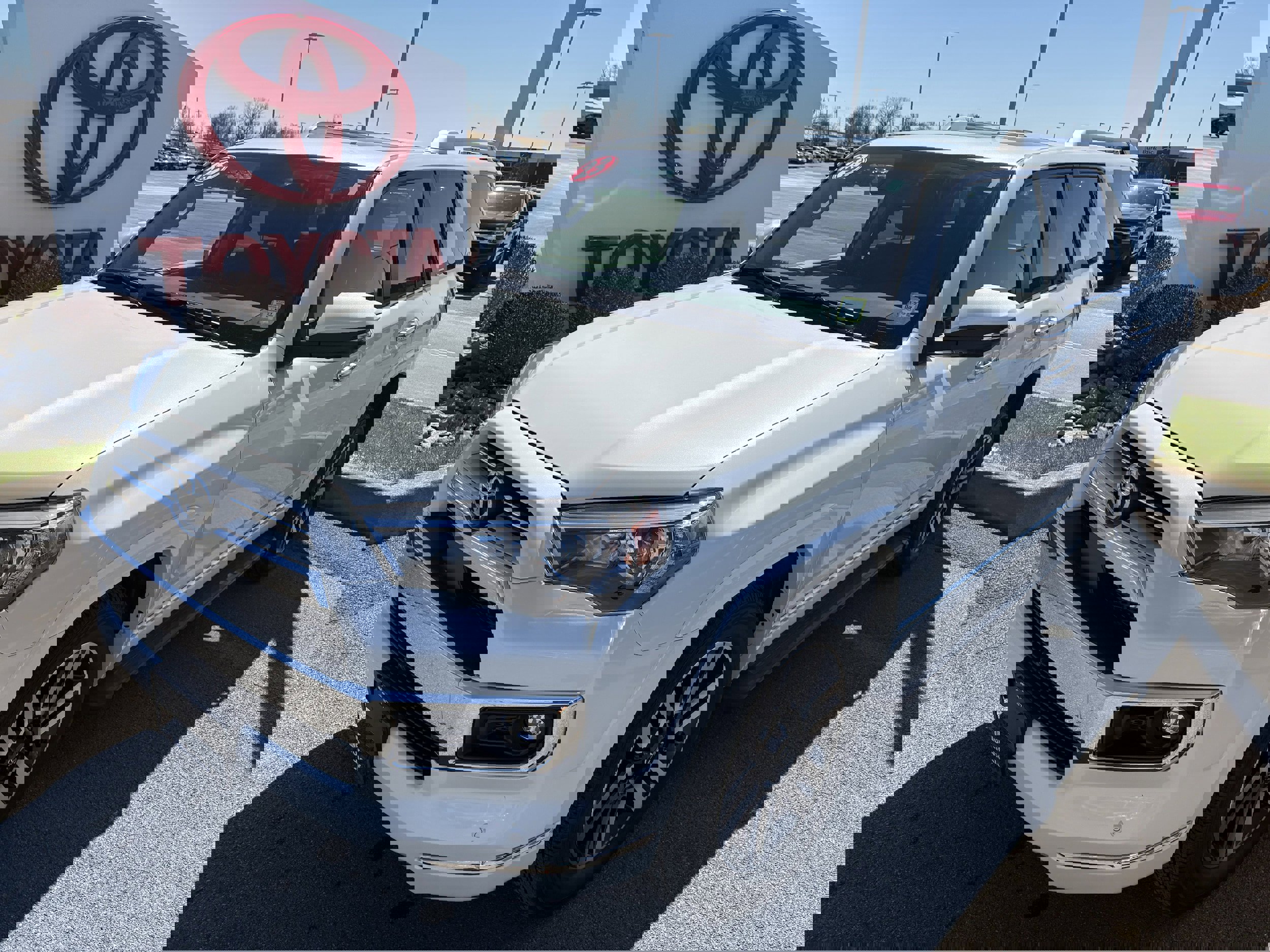 Certified 2023 Toyota 4Runner Limited AWD/4WD image 1