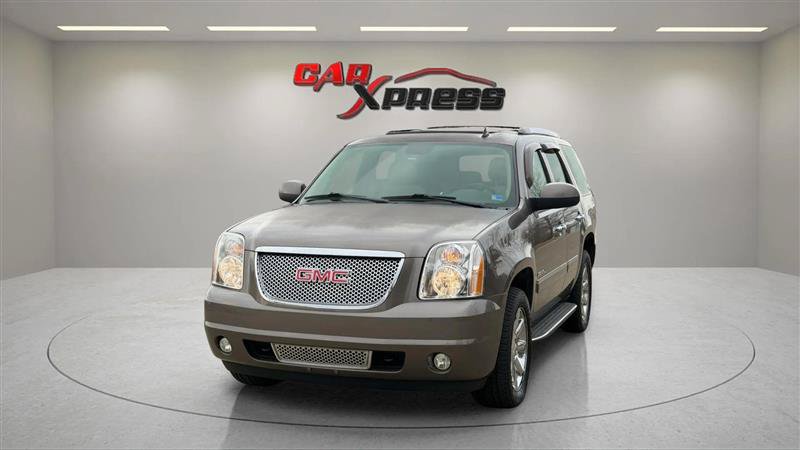 Used 2013 GMC Yukon Denali image 2