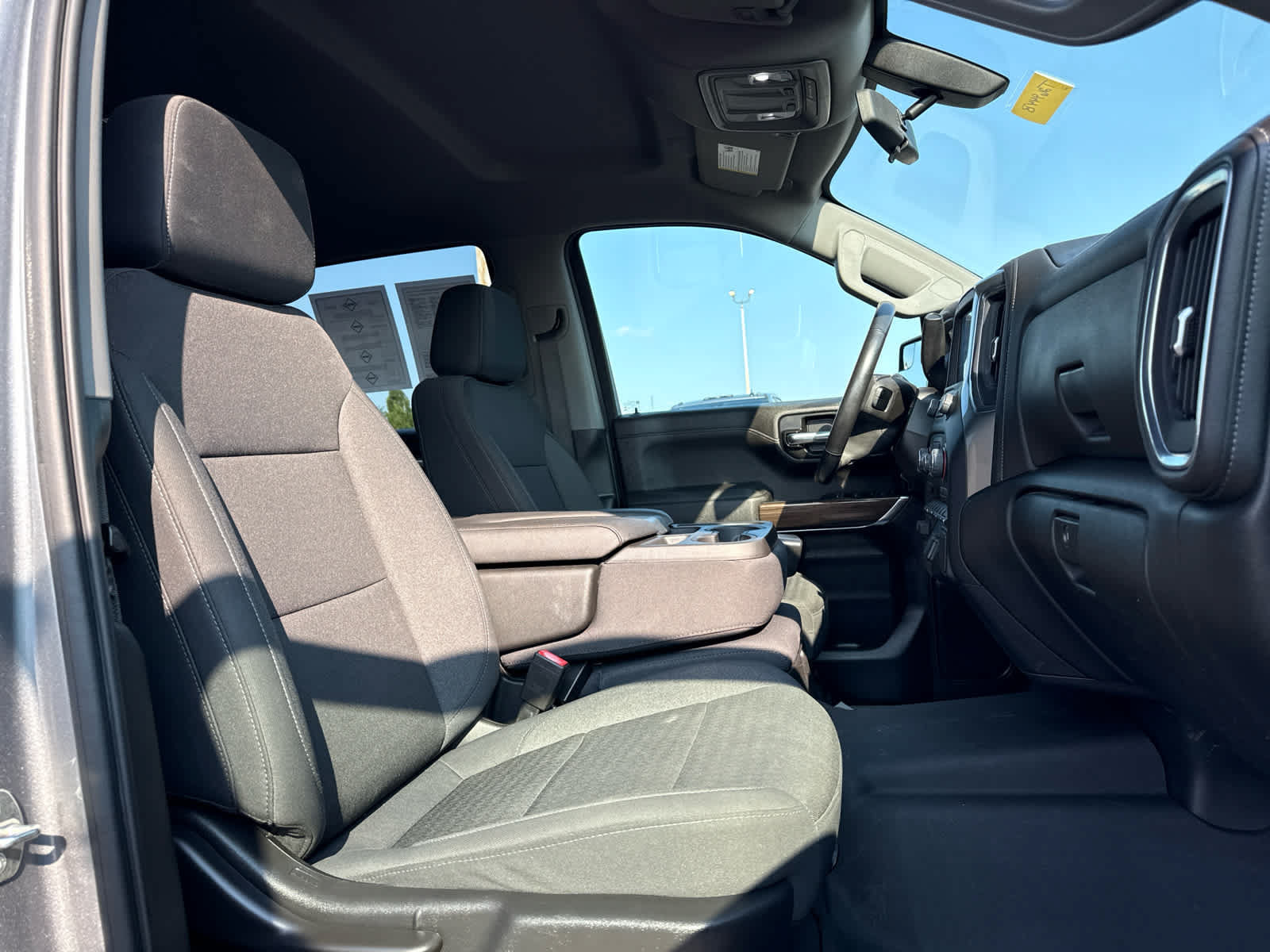 Certified 2022 Chevrolet Silverado 1500 LT AWD/4WD image 23