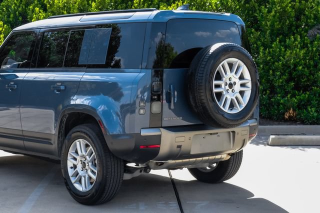 Used 2026 Land Rover Defender 110 S AWD/4WD image 12