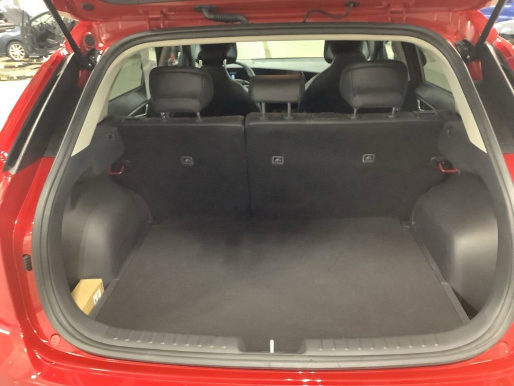 Certified 2025 Kia Niro EX image 22