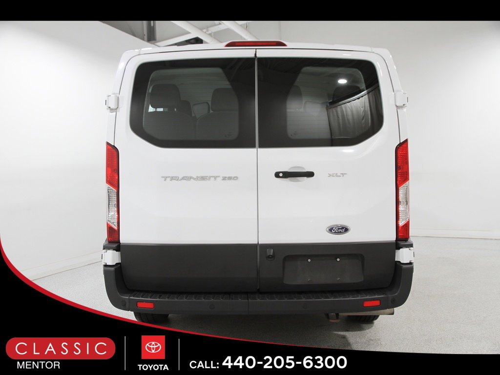 Used 2022 Ford Transit 350 XLT image 19