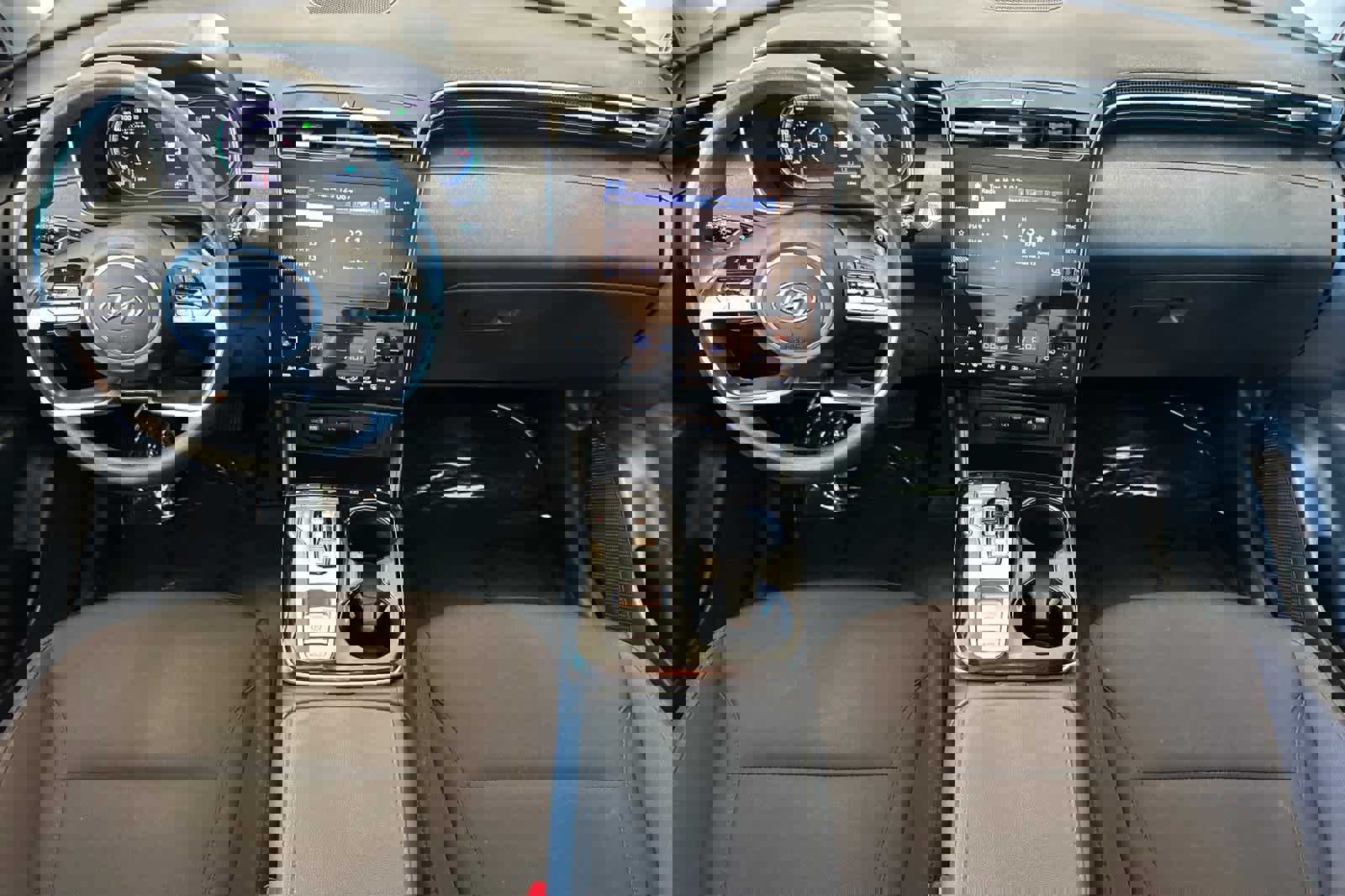 Used 2023 Hyundai Tucson Blue image 3