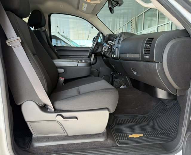 Used 2013 Chevrolet Silverado 1500 LT RWD image 7