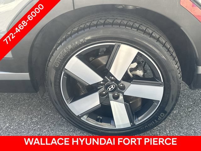 Used 2024 Hyundai Santa Fe Limited AWD/4WD image 10
