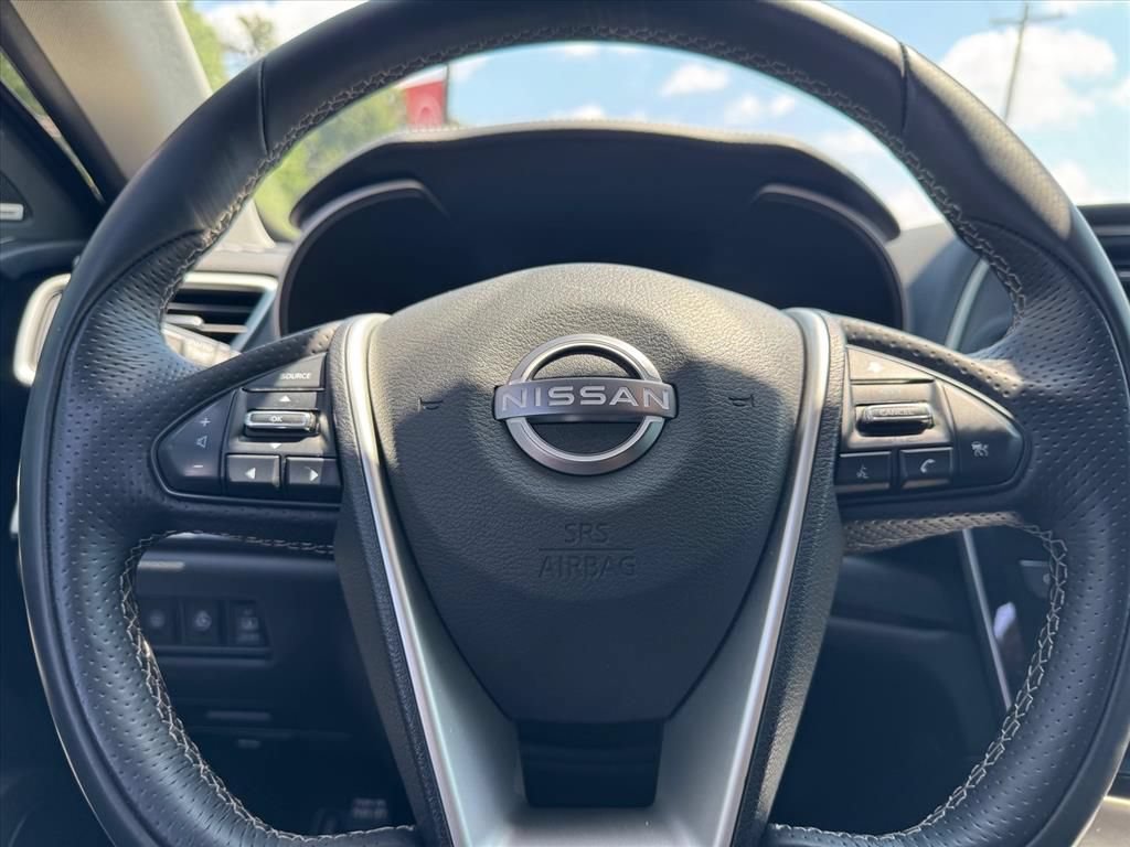 Certified 2023 Nissan Maxima Platinum w/ Sport Mat Group FWD image 18