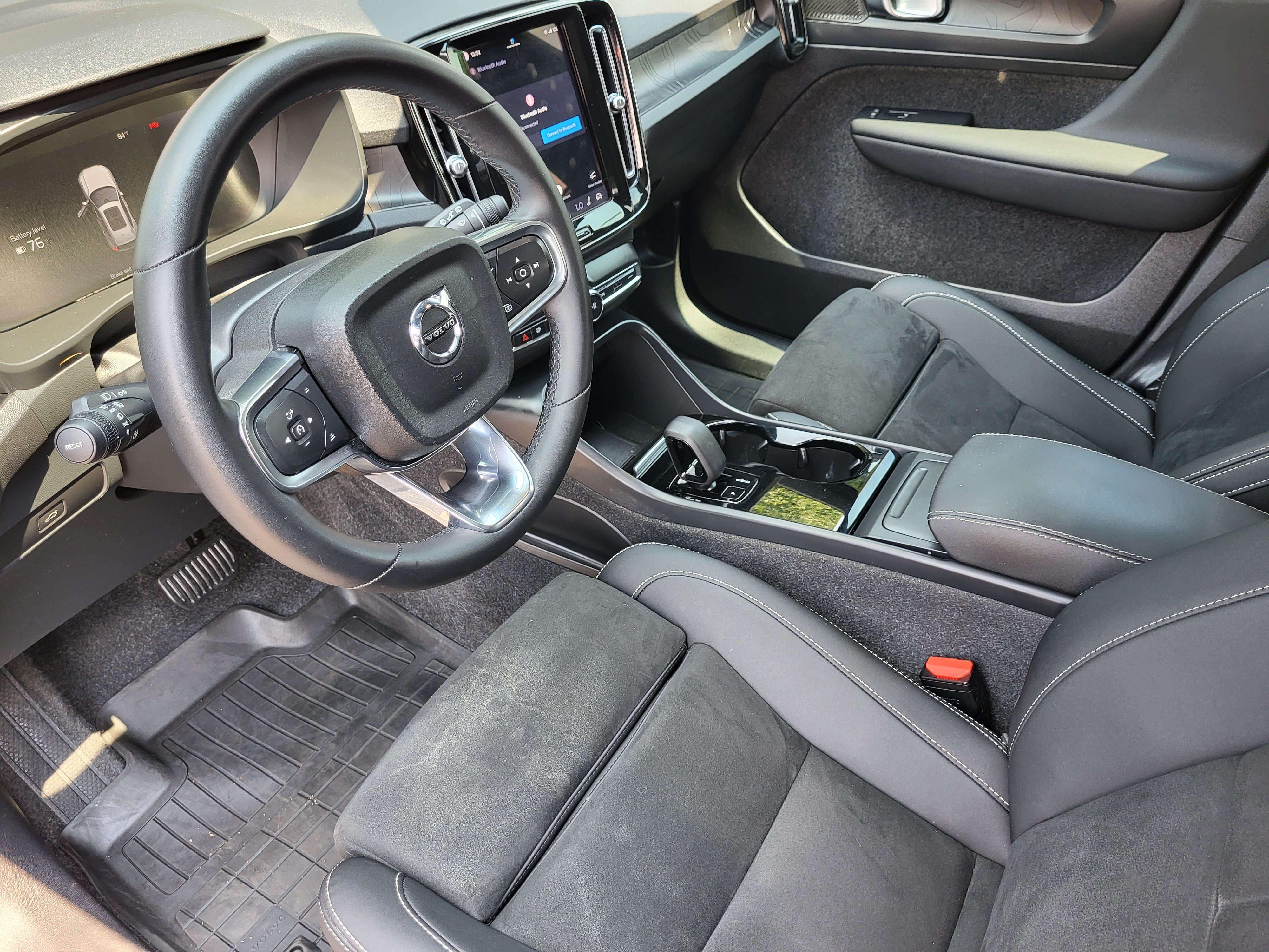 Certified 2023 Volvo XC40 Recharge Ultimate w/ Protection Package Premier AWD/4WD image 10