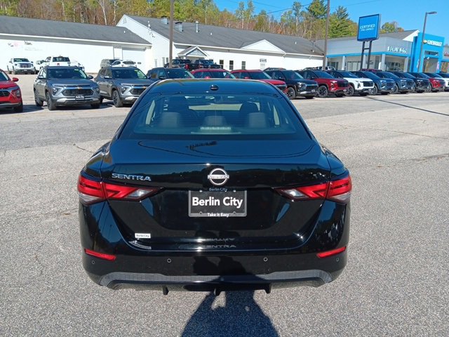 Used 2025 Nissan Sentra SV image 20