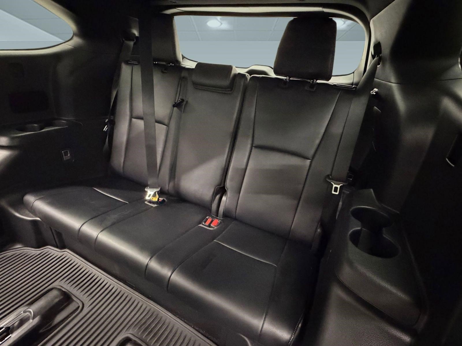 Used 2023 Toyota Highlander XSE image 24