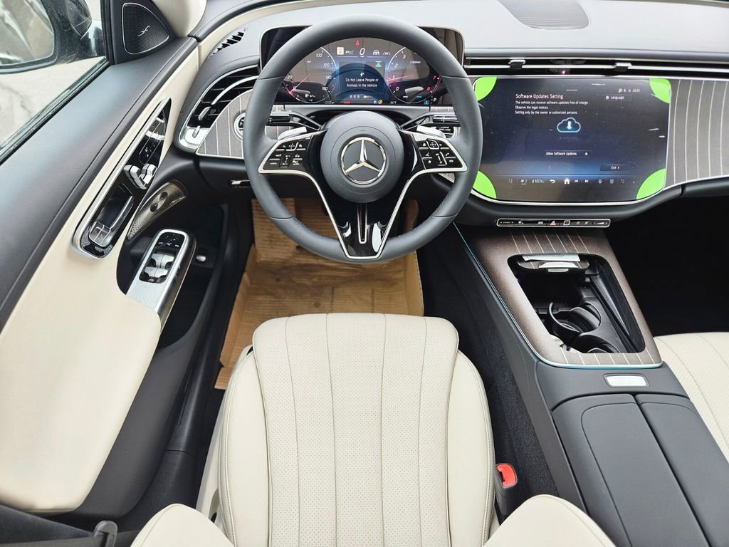 New 2026 Mercedes-Benz E 350 4MATIC Sedan image 11