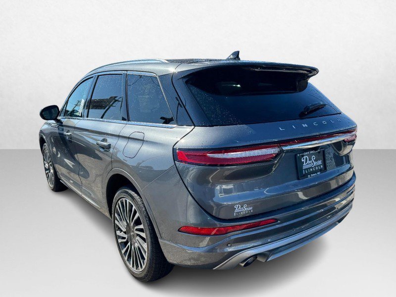 Certified 2022 Lincoln Corsair Reserve w/ Equipment Group 201A image 7