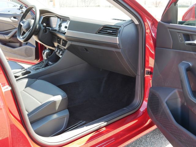 Used 2023 Volkswagen Jetta SE w/ Panoramic Sunroof Package image 20