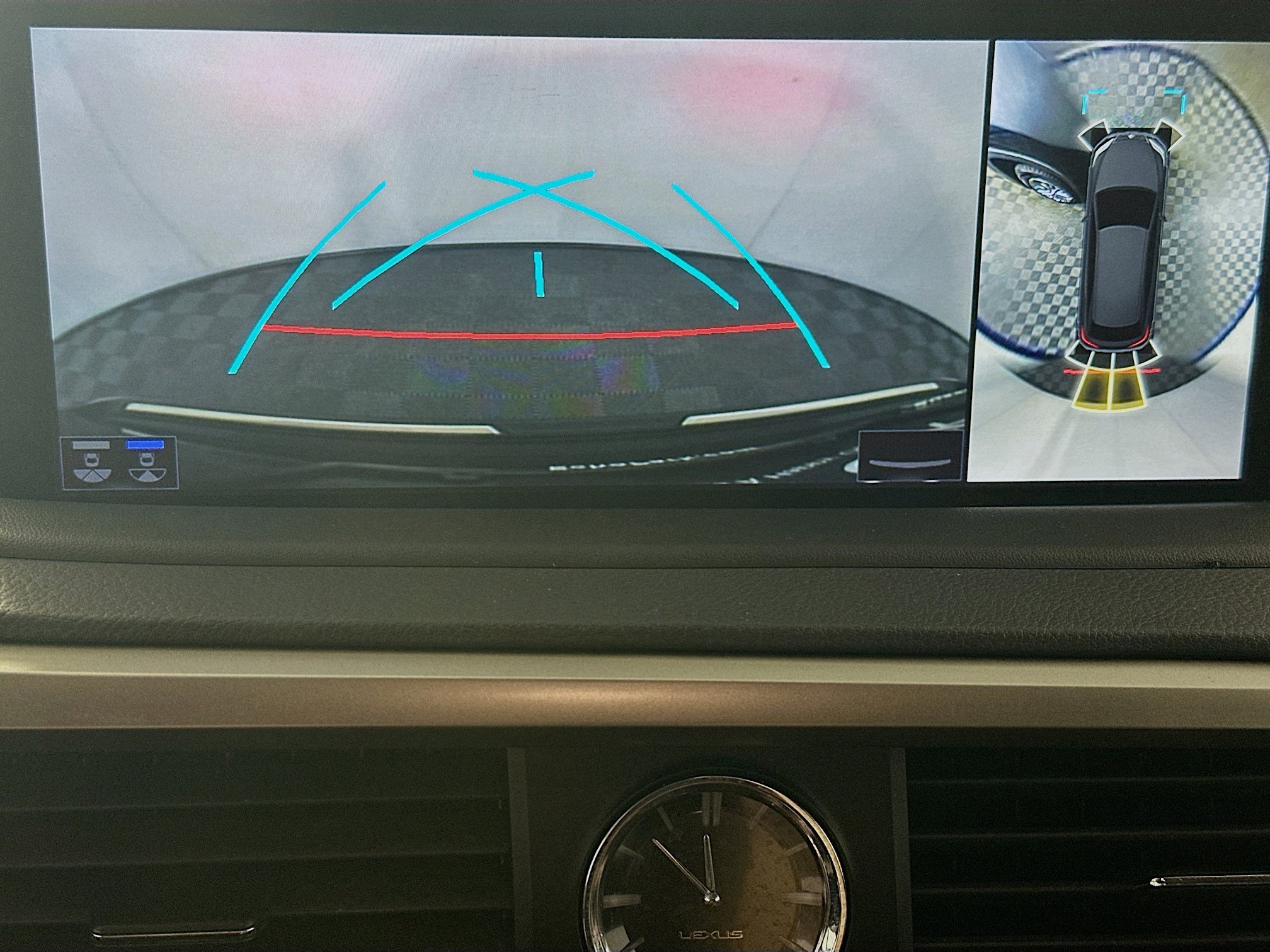 Used 2022 Lexus RX 350L Luxury image 23