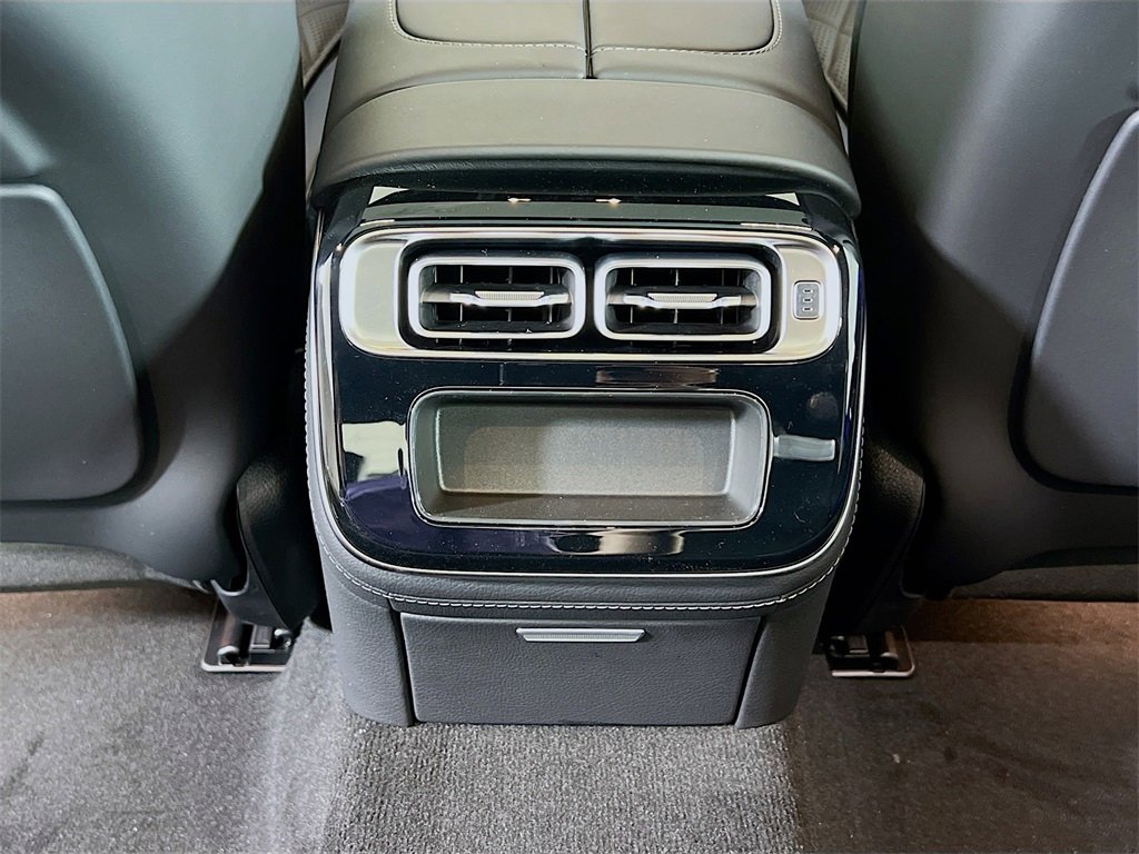 New 2025 Mercedes-Benz S 580e 4MATIC Sedan image 27