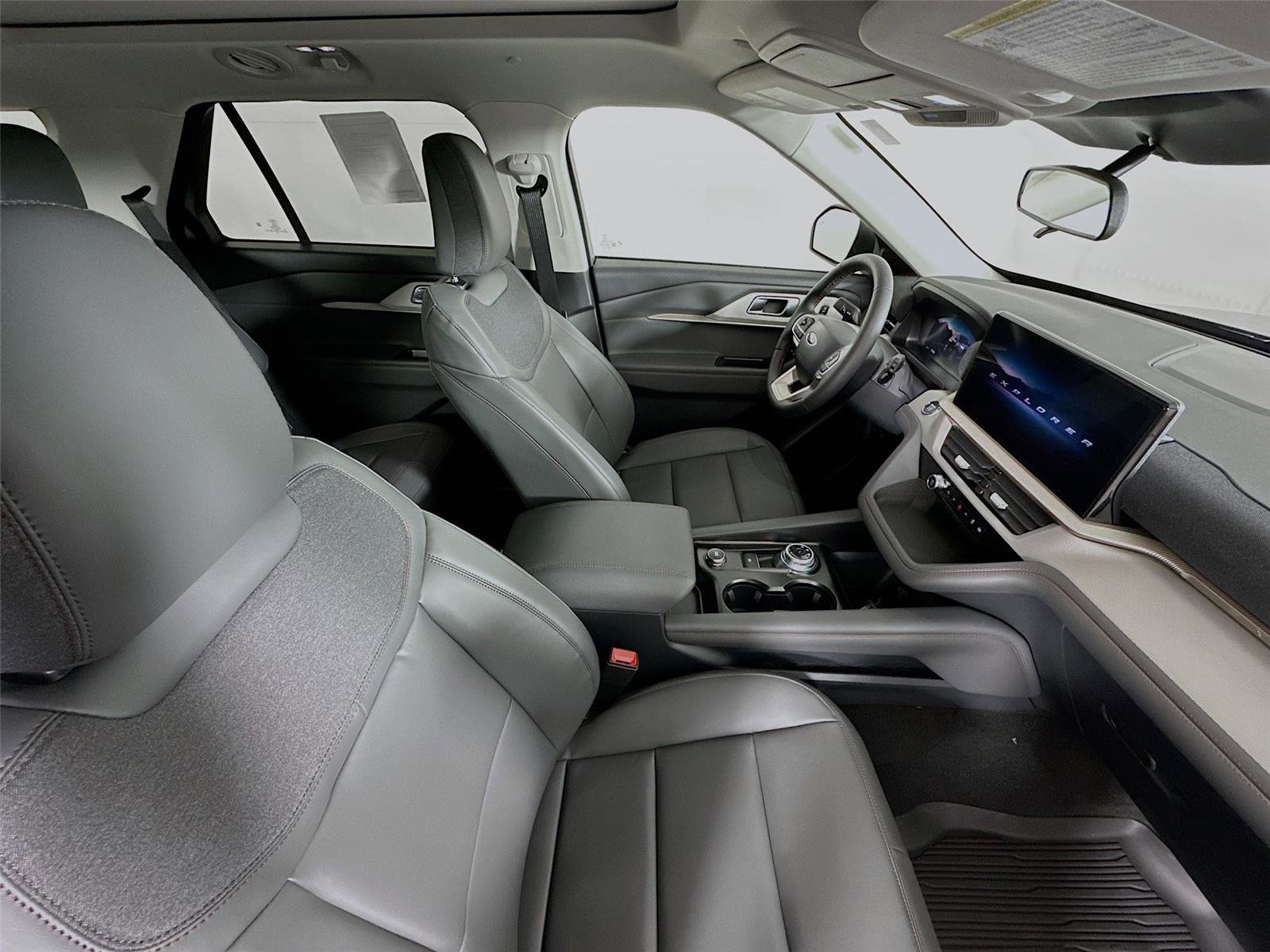 New 2026 Ford Explorer Active w/ Active Comfort Package image 27