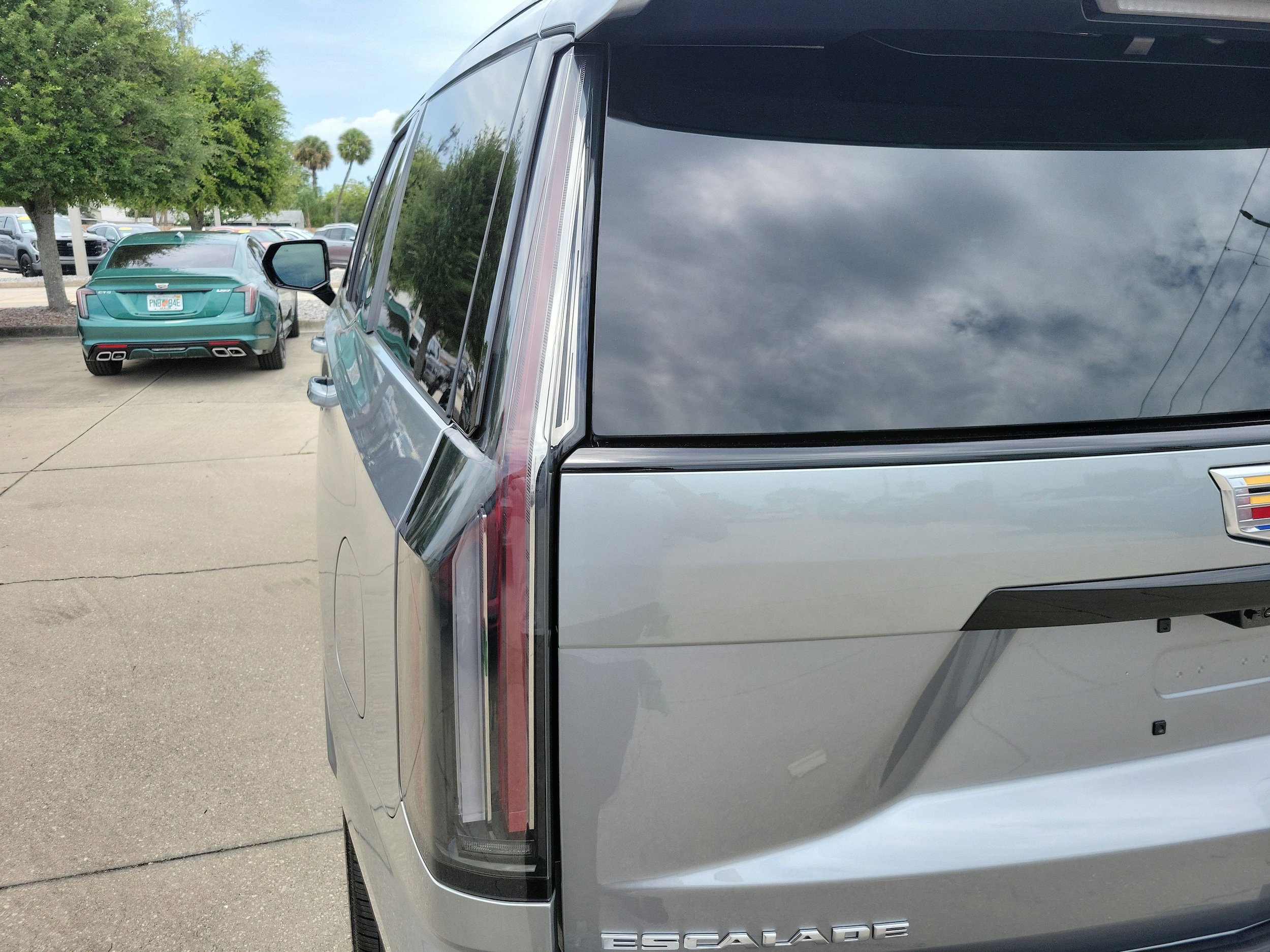 New 2026 Cadillac Escalade Sport w/ Touring Package AWD/4WD image 10