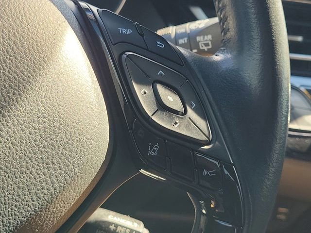 Used 2021 Toyota C-HR XLE image 24