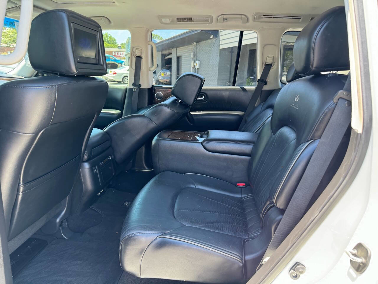 Used 2013 INFINITI QX56 2WD w/ Deluxe Touring Pkg image 20