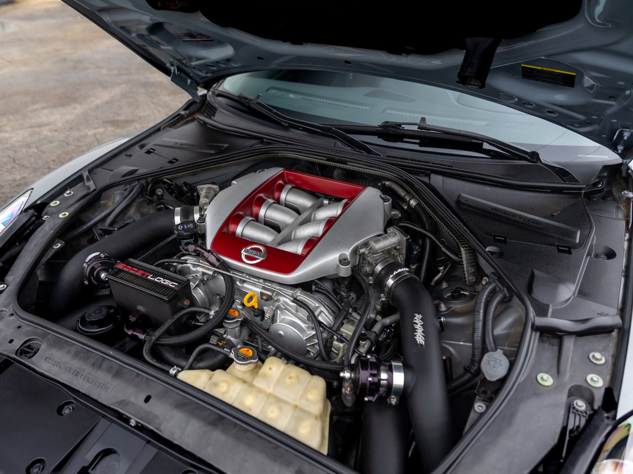 Used 2014 Nissan GT-R Black Edition image 31