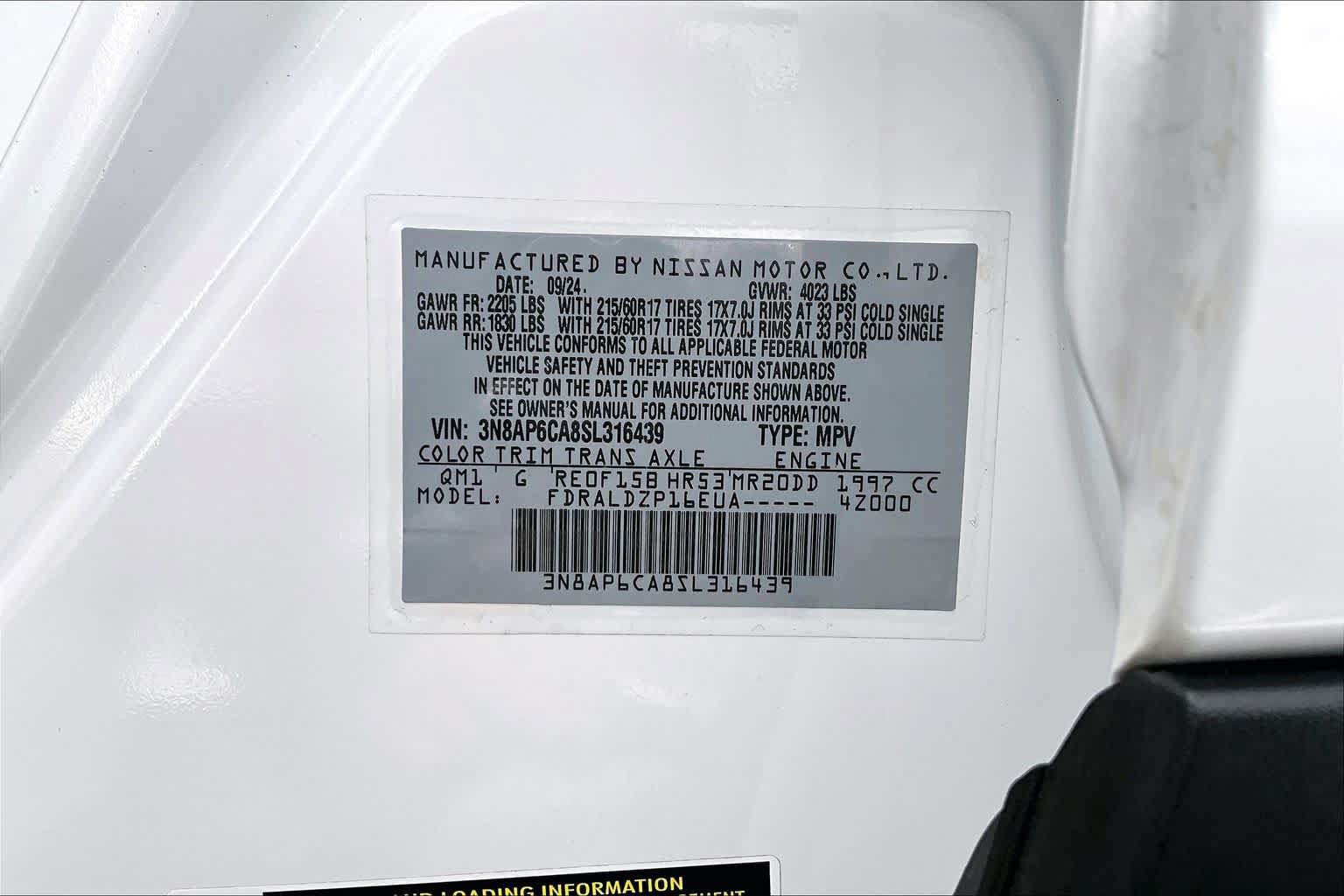 Used 2025 Nissan Kicks SV w/ Charging Package FWD image 34